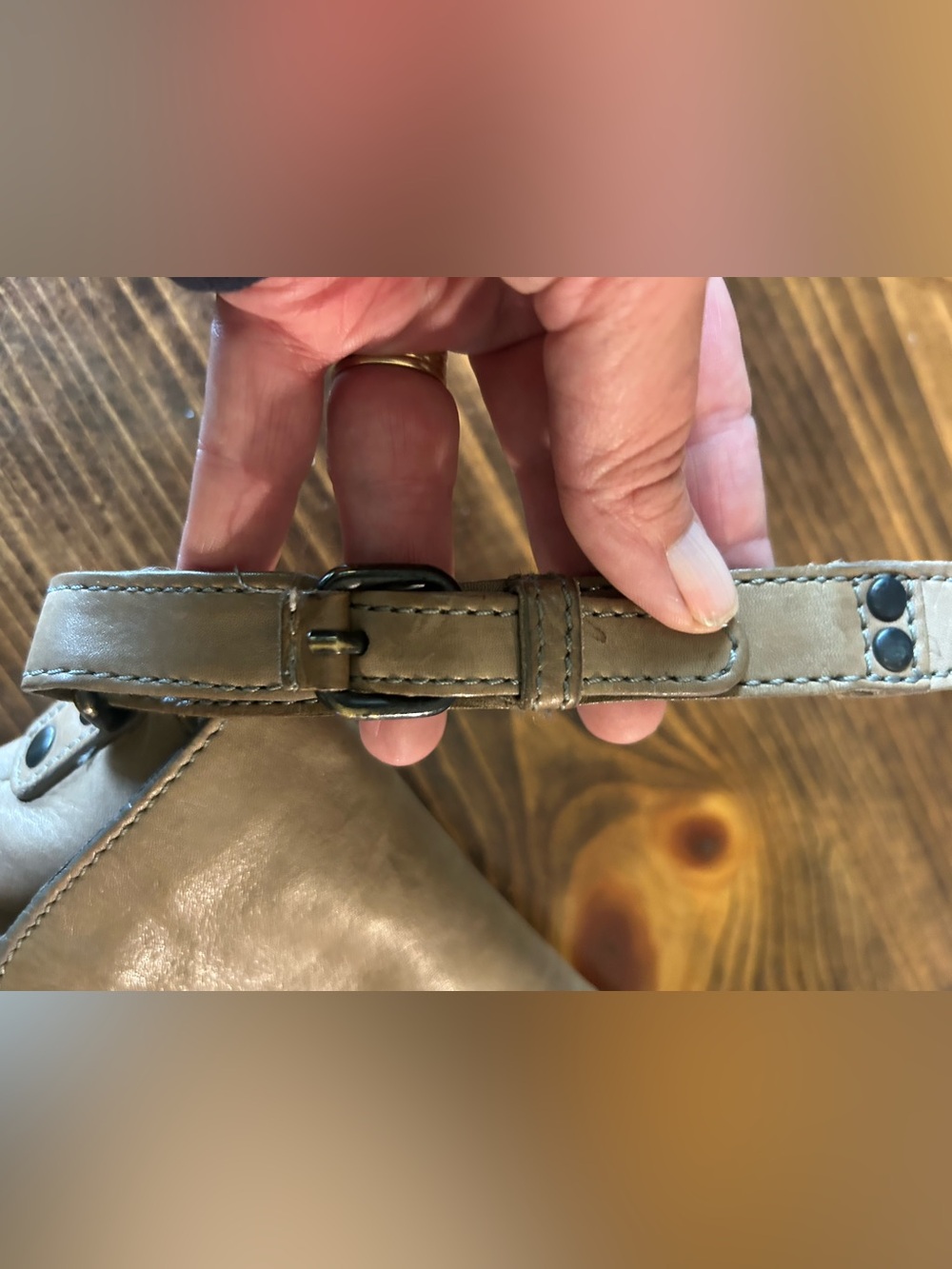 AUNTS & UNCLES Mrs Pie Puff Crossbody - Picture 10 of 16